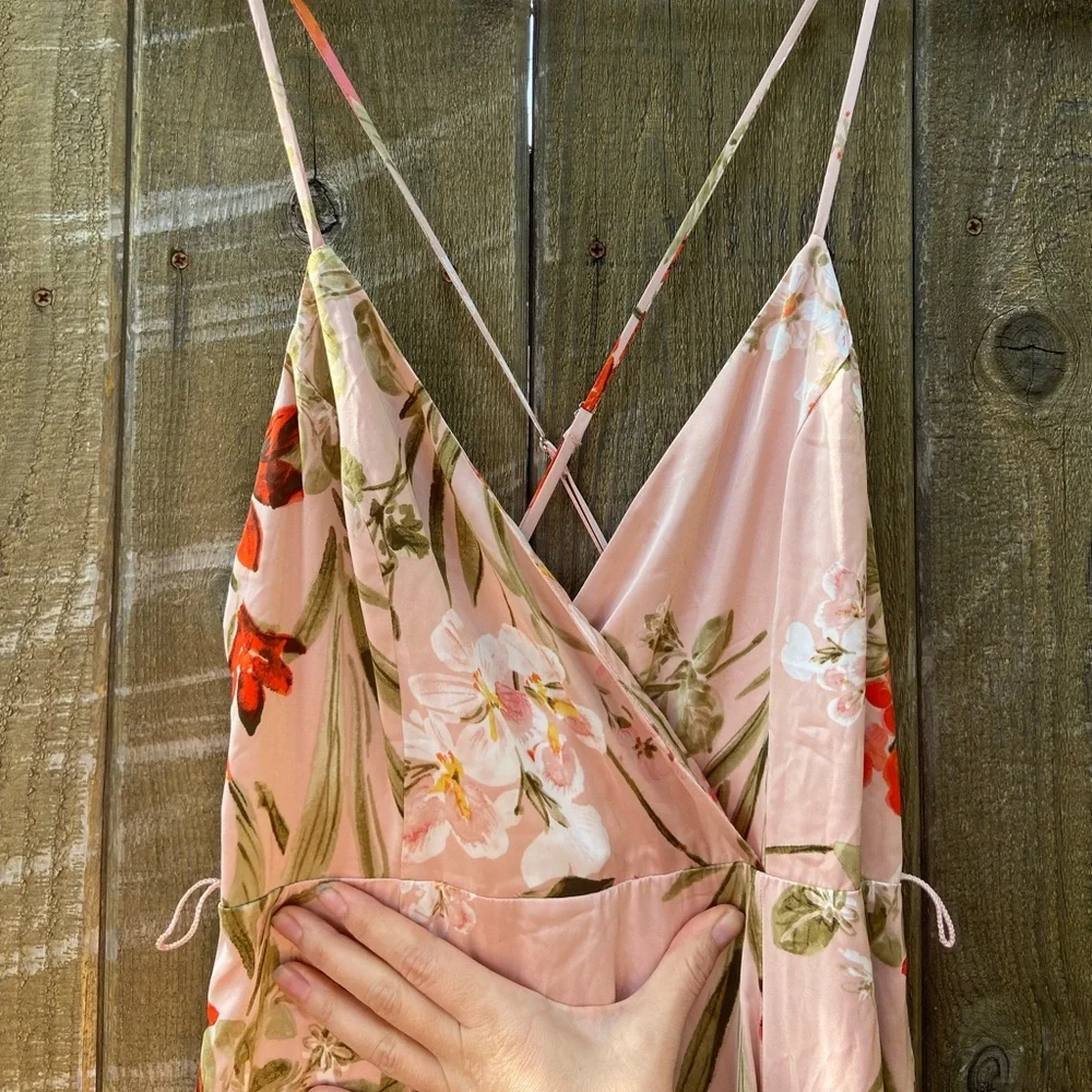 Blush Pink Floral Satin Maxi Dress 🌿 - Picture 9 of 10
